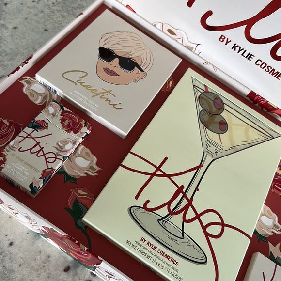 Kylie cosmetics kris collection box - Picture 2 of 4